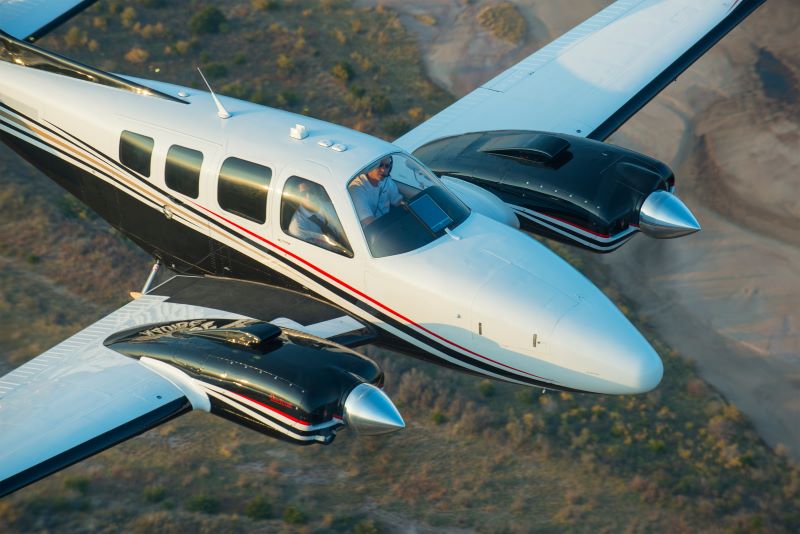 Beechcraft with McCauley propeller